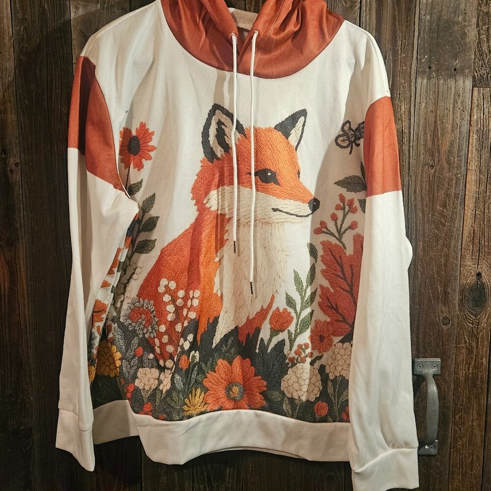 2XL Fox & Floral Print Hoodie – Cottagecore / Nature Graphic Pullover